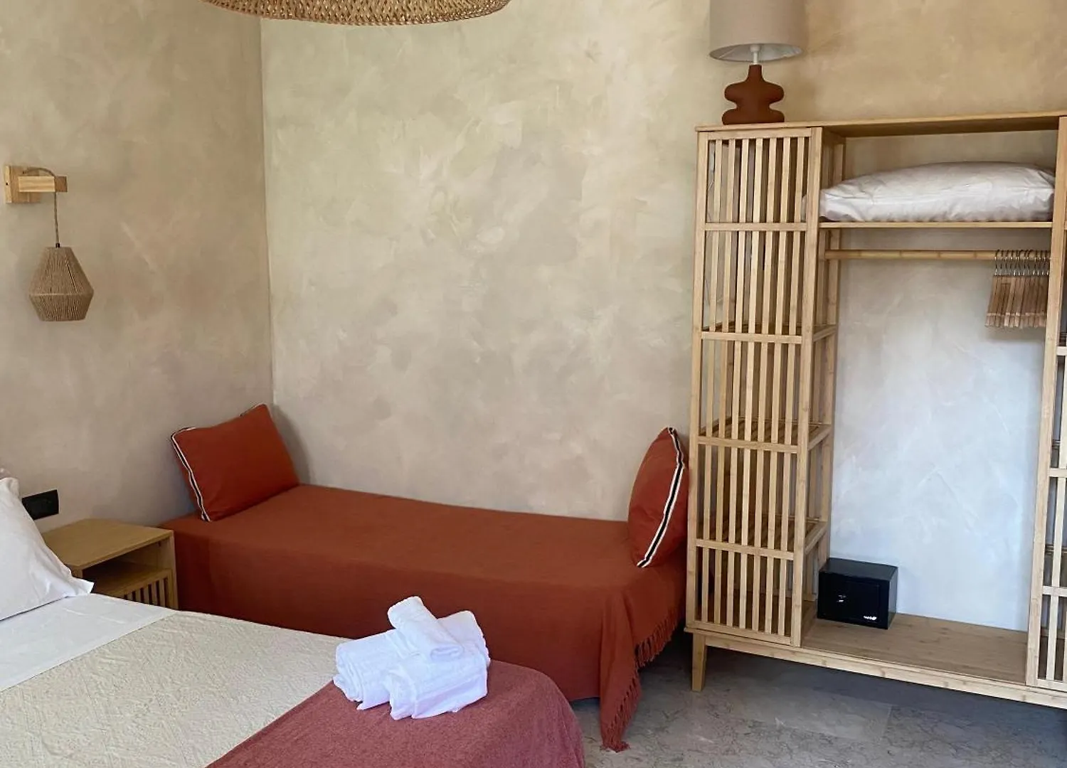 ゲストハウス Taga Suites カターニア イタリア
