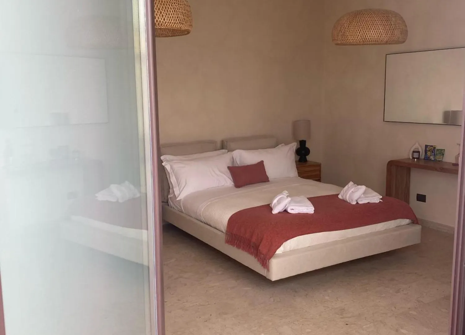 Affittacamere Taga Suites Aeroporto di Catania Fontana Rossa