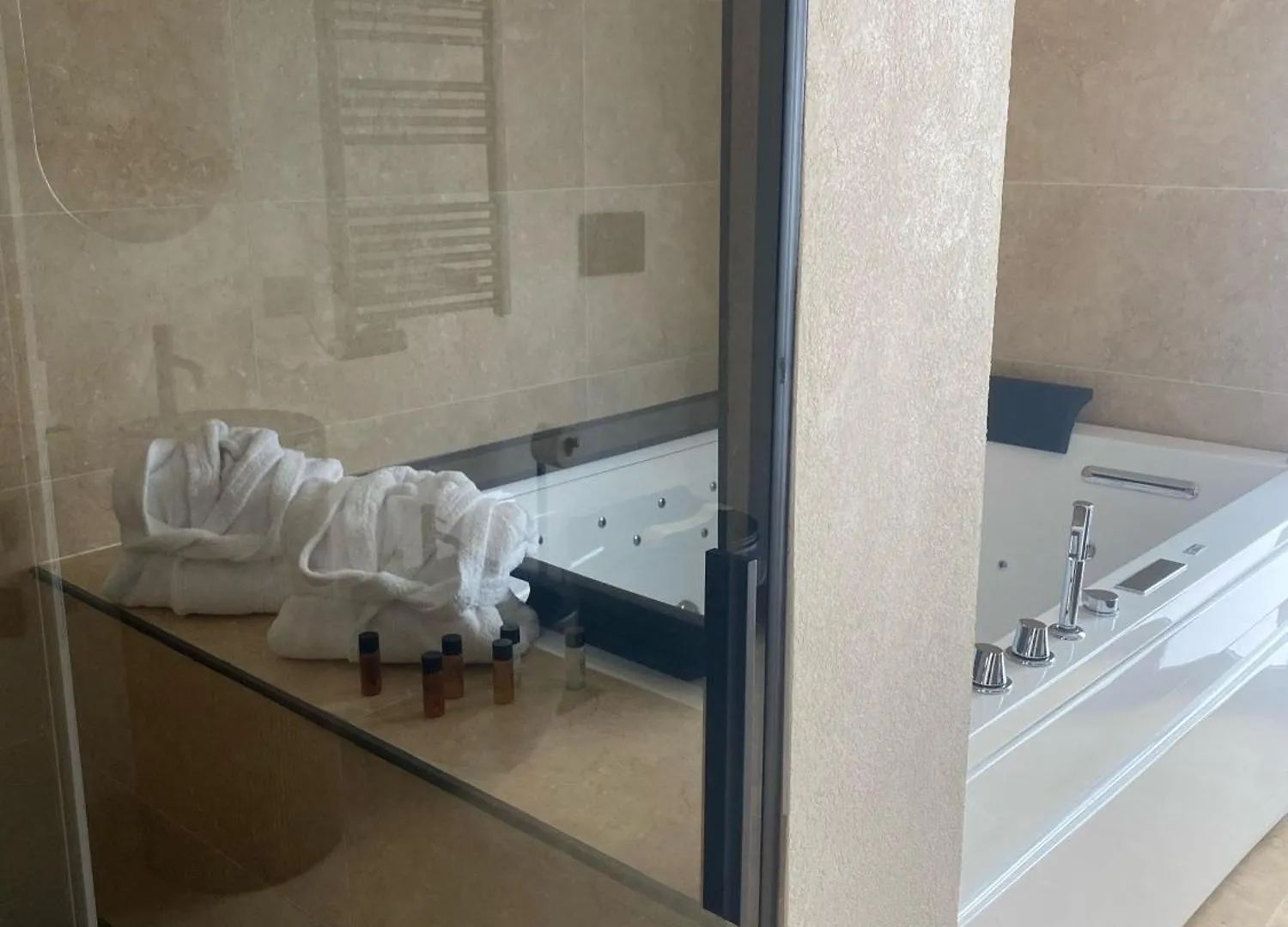Affittacamere Taga Suites Aeroporto di Catania Fontana Rossa